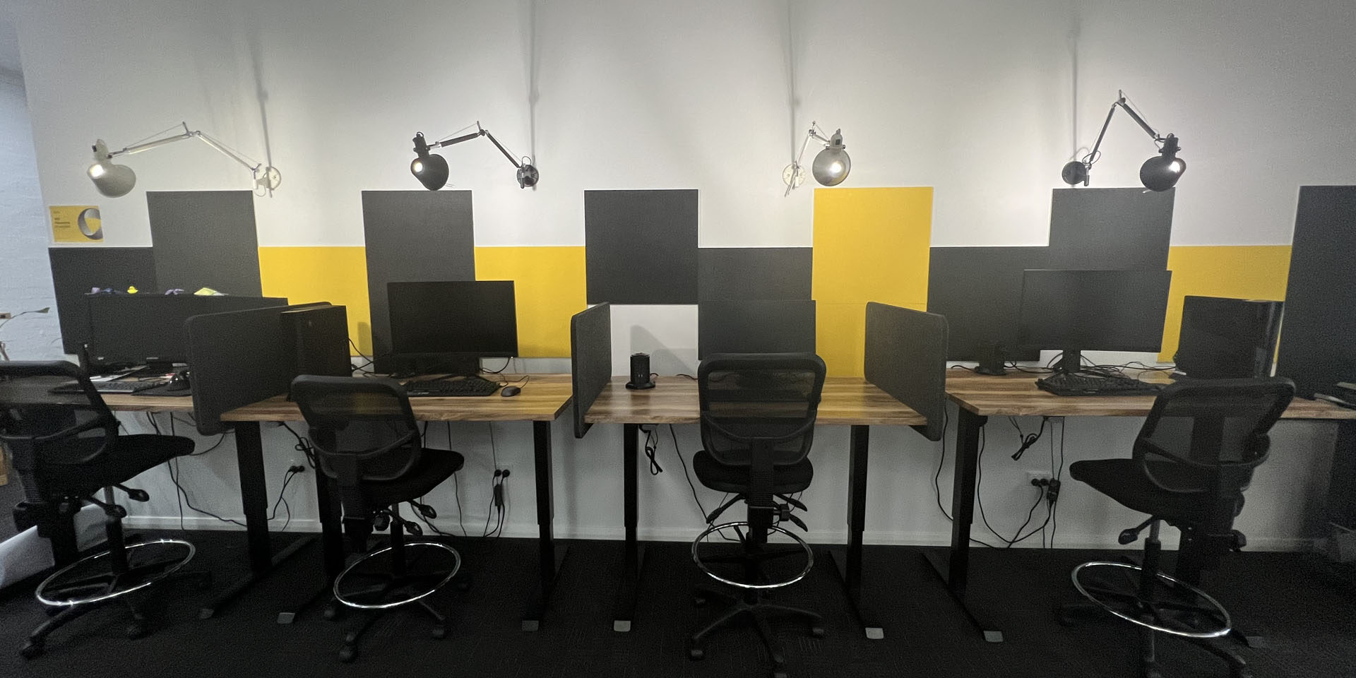 64cd8815a2a6884f79962905_IMG_4925 Standing desks at Barossa Regional University Campus